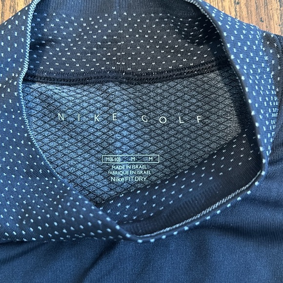 Nike Golf Women’s Long Sleeves Stretch Shirt Size Medium - Picture 3 of 3